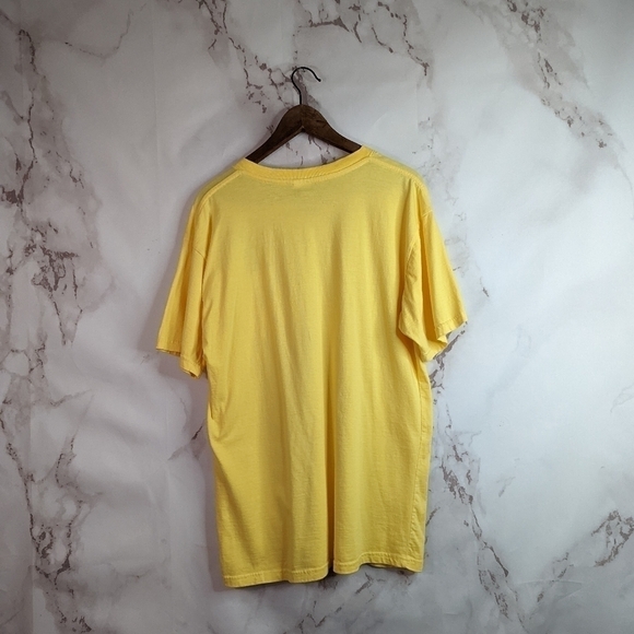 Vintage Looney Tunes T Shirt Size Large 90s Tweety Bird Pocket Tee Yellow Freeze - Picture 8 of 10